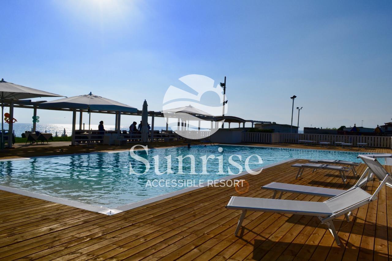 Sunrise Accessible Resort Battipaglia Exterior foto