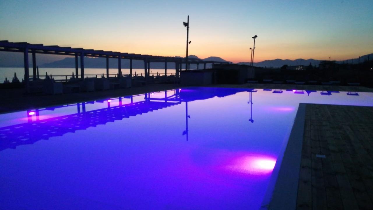 Sunrise Accessible Resort Battipaglia Exterior foto